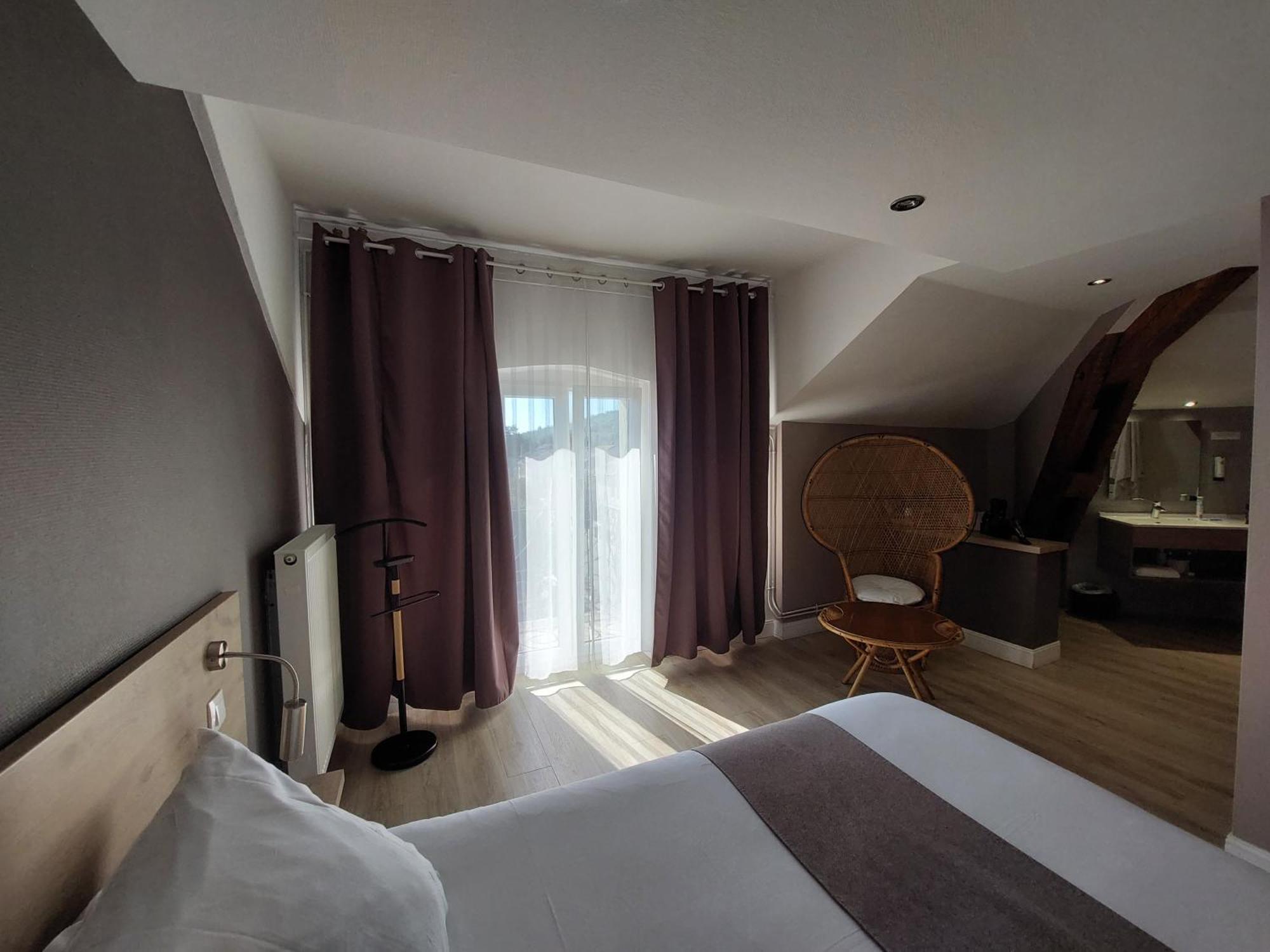 Logis Auberge Des Voyageurs Vandieres  Εξωτερικό φωτογραφία