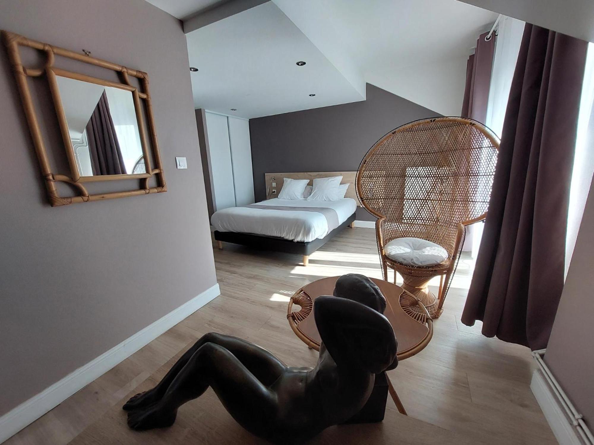 Logis Auberge Des Voyageurs Vandieres  Εξωτερικό φωτογραφία