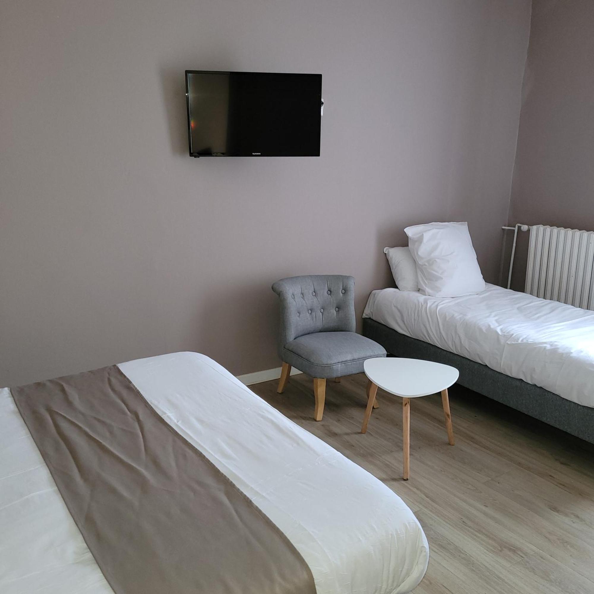 Logis Auberge Des Voyageurs Vandieres  Εξωτερικό φωτογραφία
